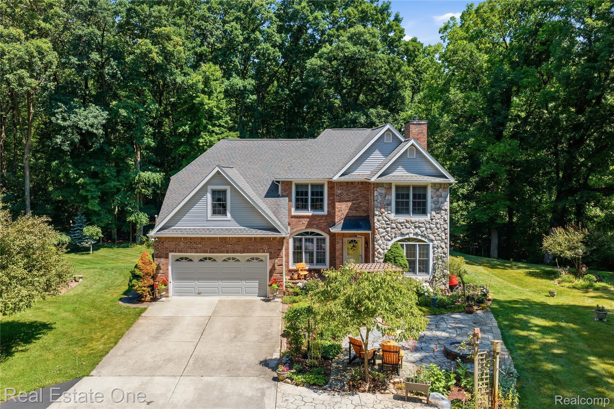 8450 Merrill Road Whitmore Lake, MI 48189 - Photo 52 of 52 DJI_20260707120024_0004_D.jpg