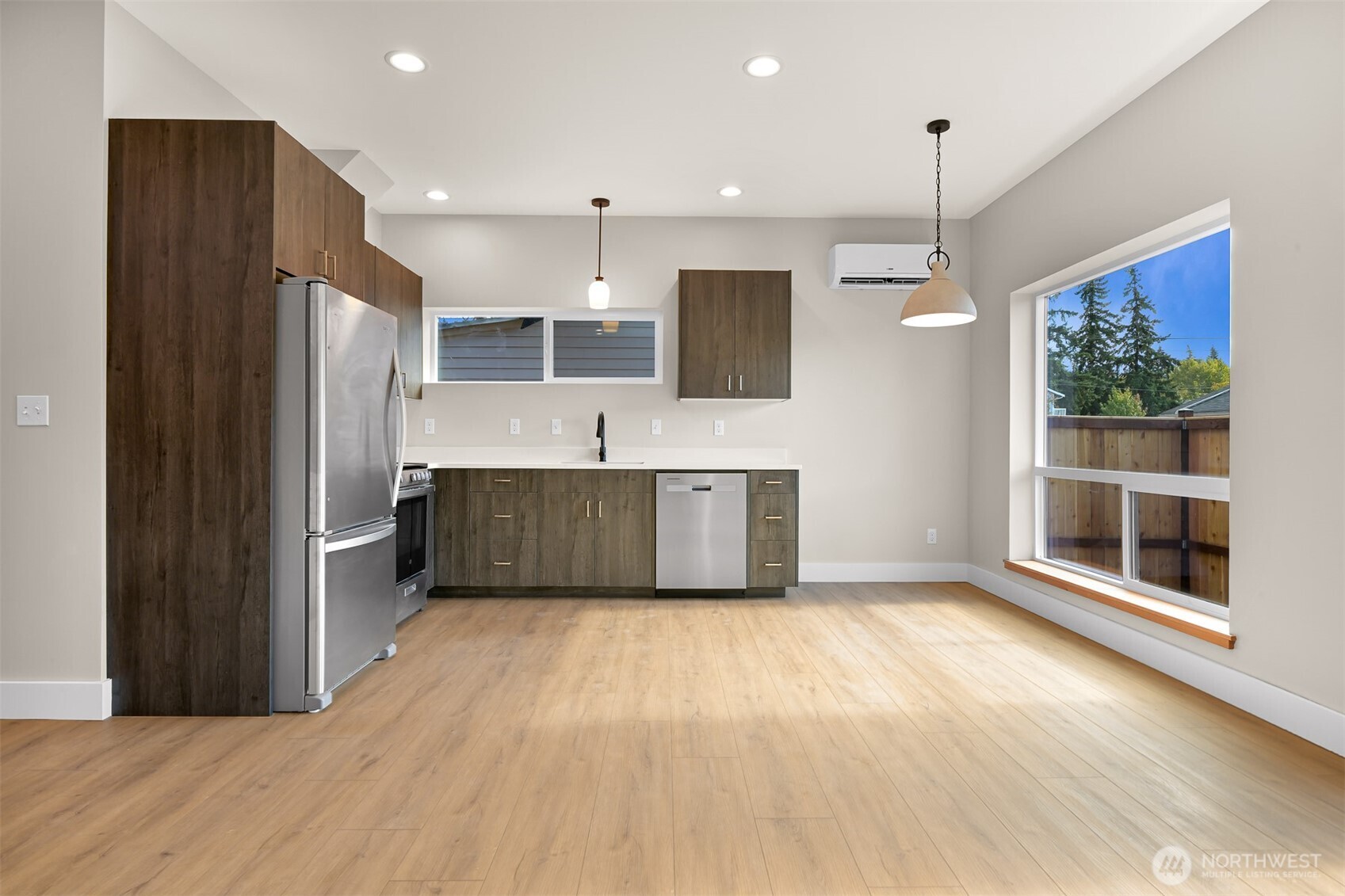 2327 Valencia Street, Unit 101 Bellingham, WA 98229 - Photo 7 of 27