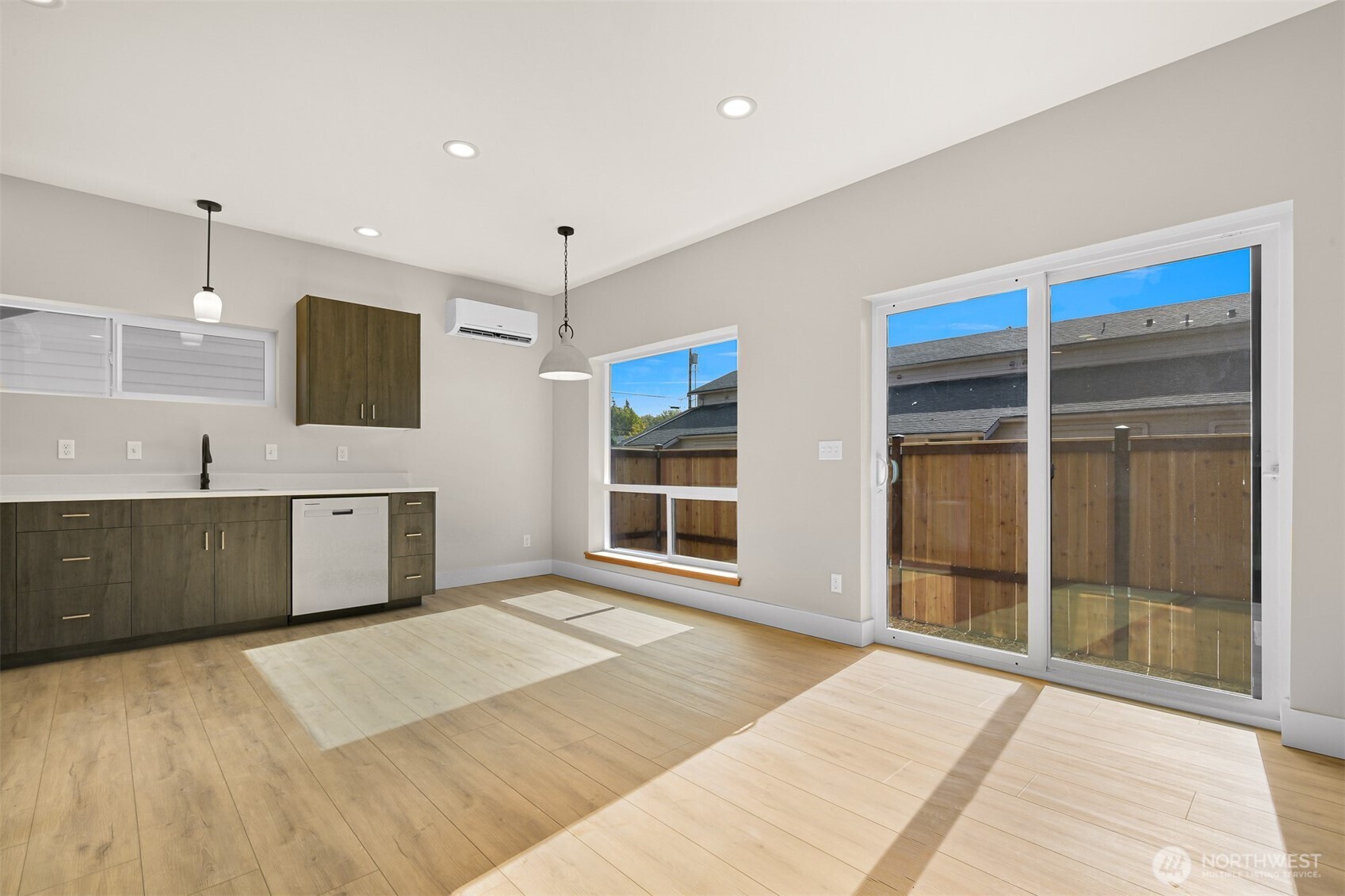 2327 Valencia Street, Unit 101 Bellingham, WA 98229 - Photo 8 of 27