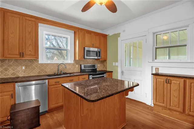 $290,000 | 5 Hege Drive, Lexington, NC 27292