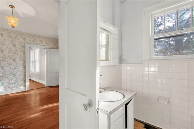 $290,000 | 5 Hege Drive, Lexington, NC 27292