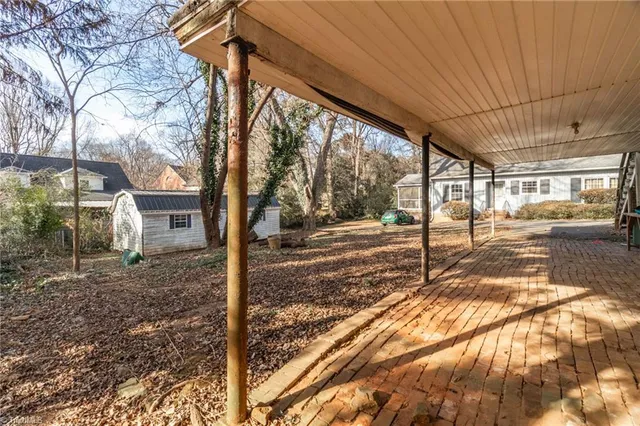 $290,000 | 5 Hege Drive, Lexington, NC 27292