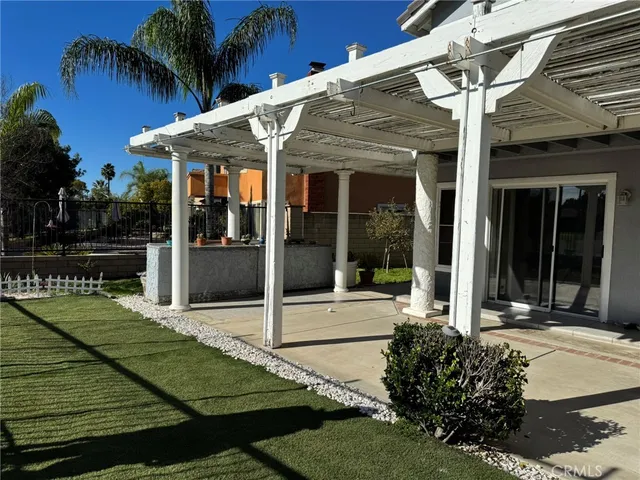 a view of a house with a outdoor space
