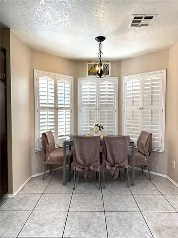 a view of a livingroom with furniture