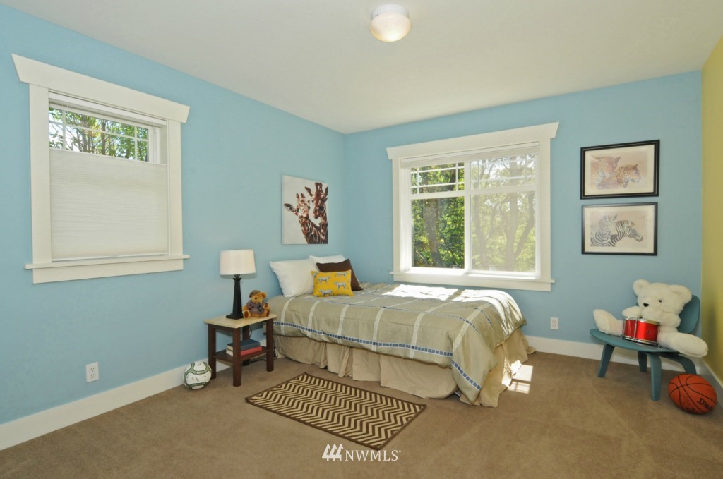 7441 Gatewood Road Southwest Seattle, WA 98136 - Photo 16 of 25 Gallery Image 16