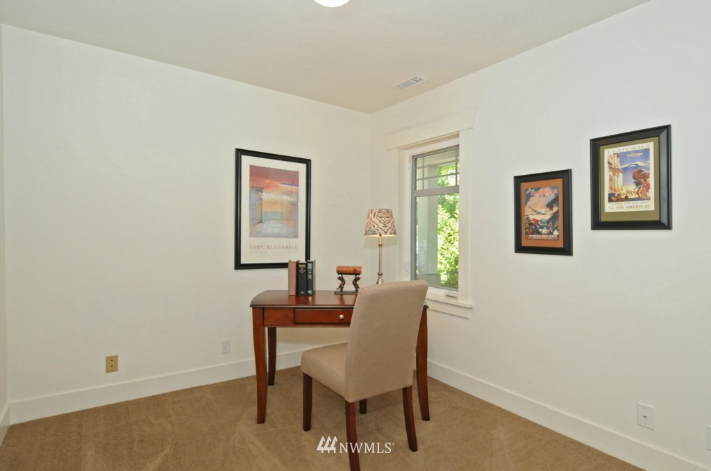 7441 Gatewood Road Southwest Seattle, WA 98136 - Photo 17 of 25 Gallery Image 17