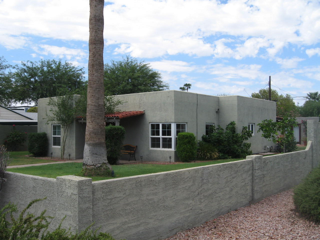 1646 East Roma Avenue Phoenix, AZ 85016 - Photo 2 of 18 SIDE VIEW