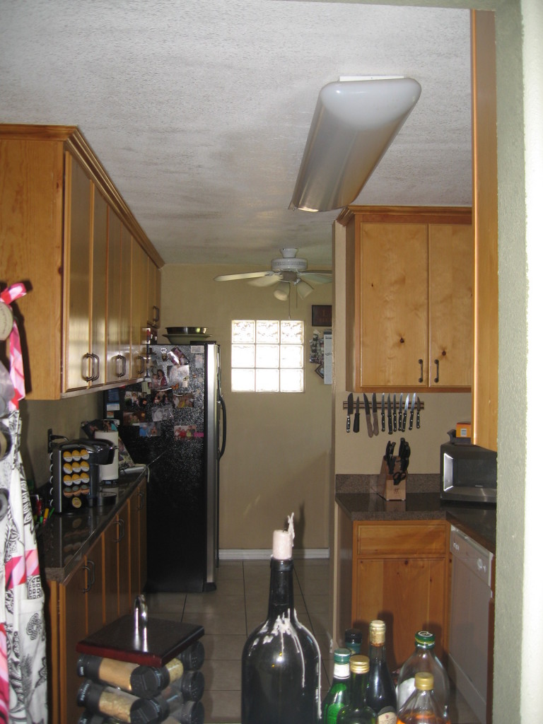 1646 East Roma Avenue Phoenix, AZ 85016 - Photo 5 of 18 KITCHEN