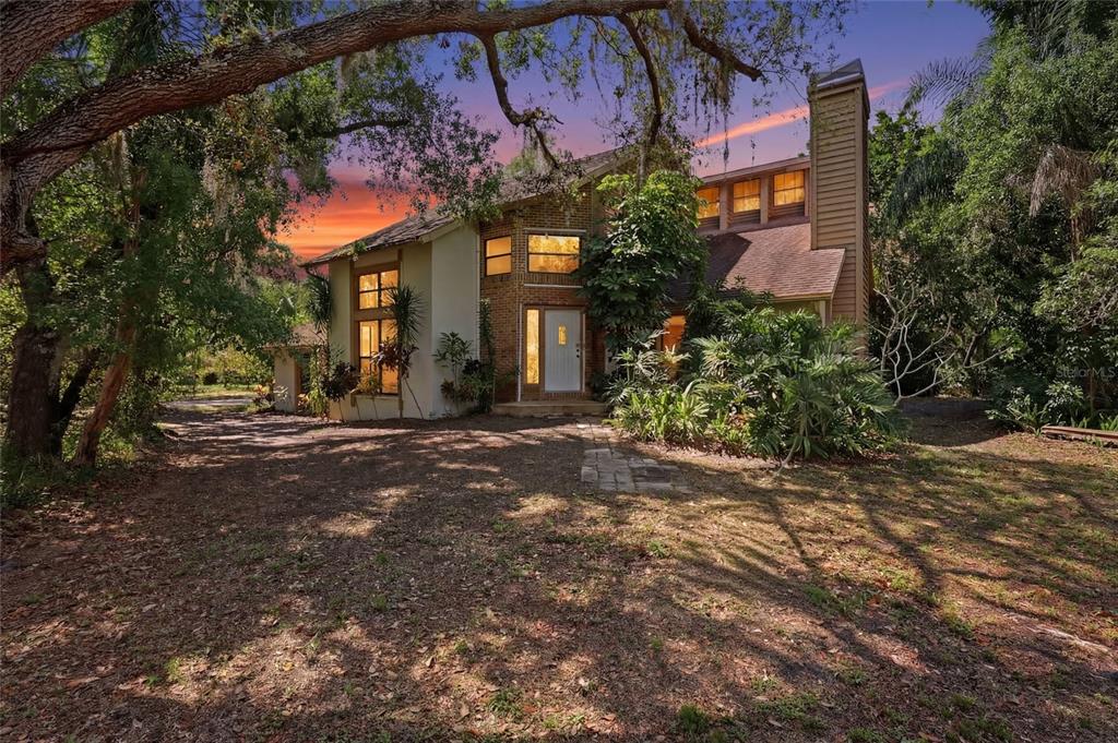 7336 Curlew Road Sarasota, FL 34241 - Photo 3 of 46 Gallery Image 3