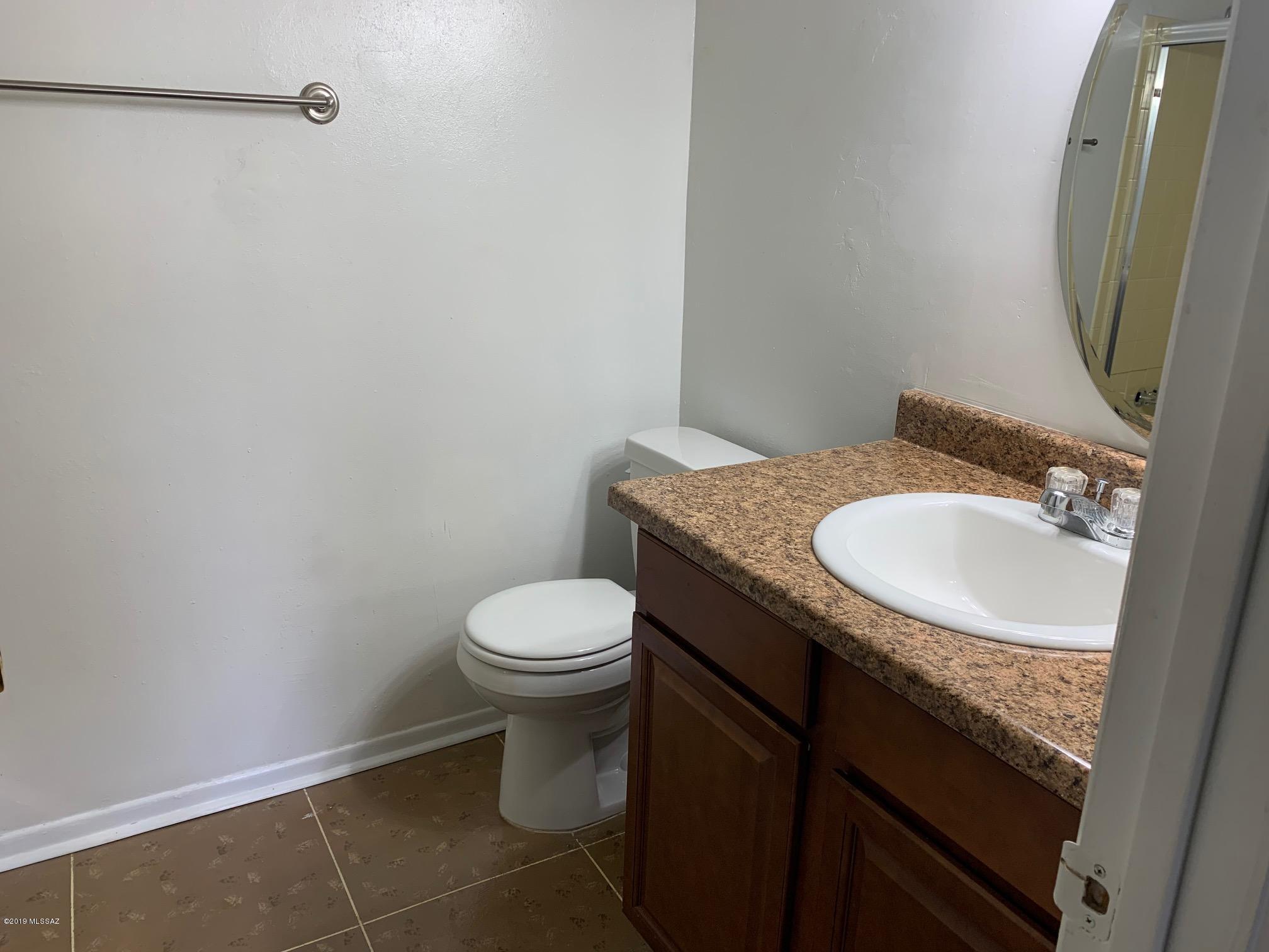 3750 North Country Club Road, Unit 33 Tucson, AZ 85716 - Photo 14 of 20