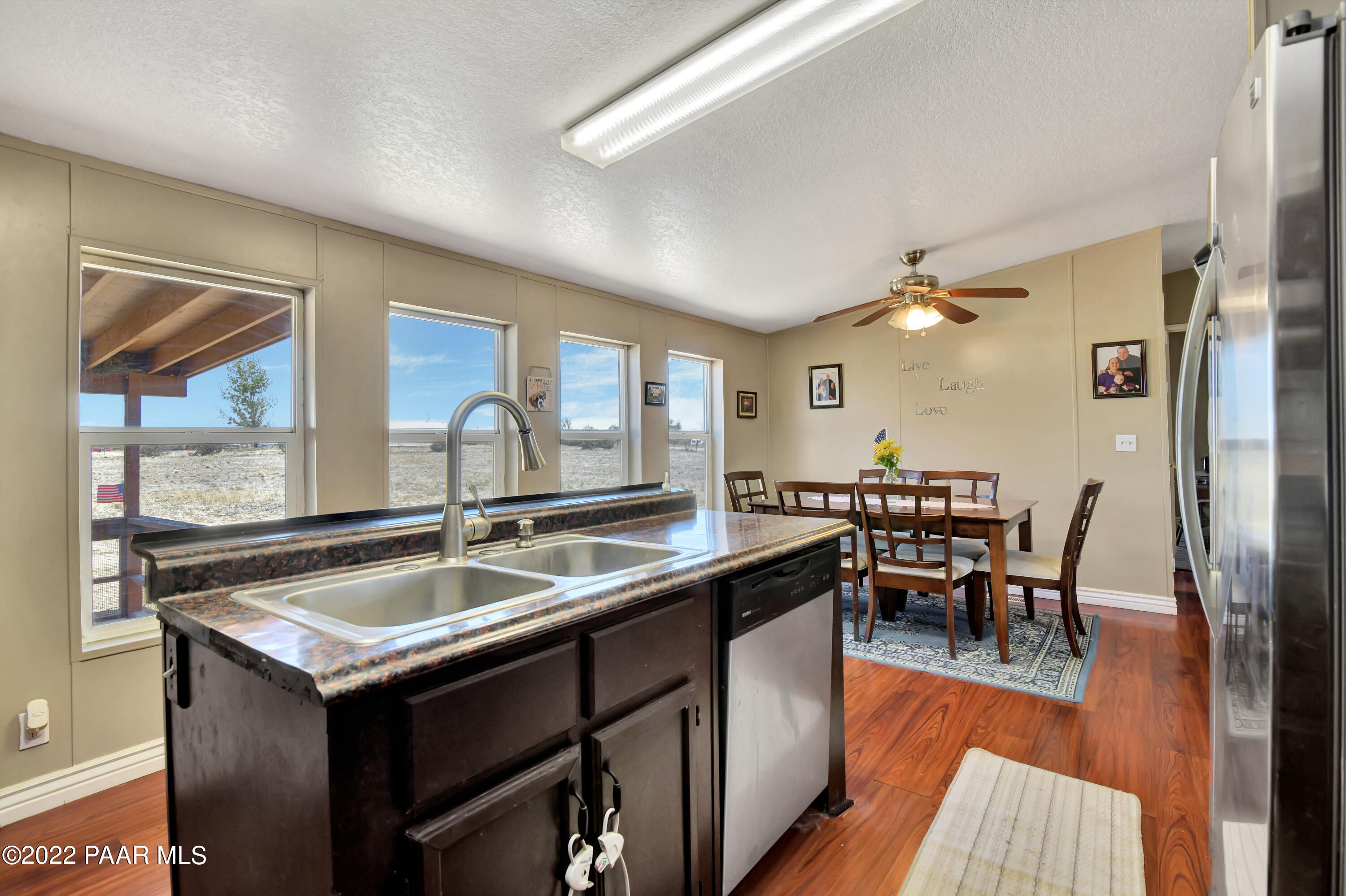 1480 West Brand Iron Road Paulden, AZ 86334 - Photo 9 of 23 Kitchen Island
