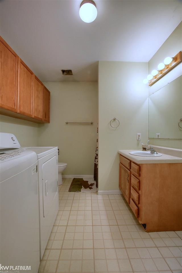 1954 Berville Road Allenton, MI 48002 - Photo 14 of 29 50019285-13.JPG
