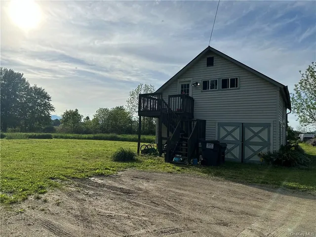 $325,000 | 2311 State Route 9, Germantown, NY 12541