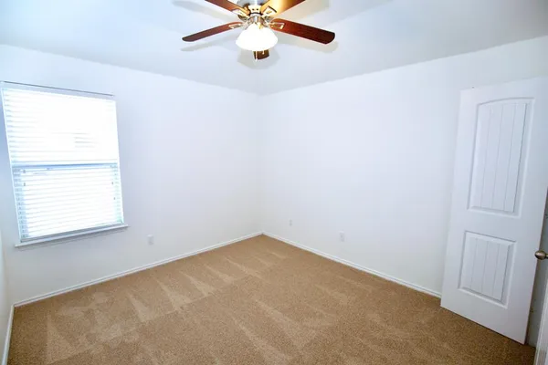 $2,200 | 264 Vermillion Marble Trail, Buda, TX 78610