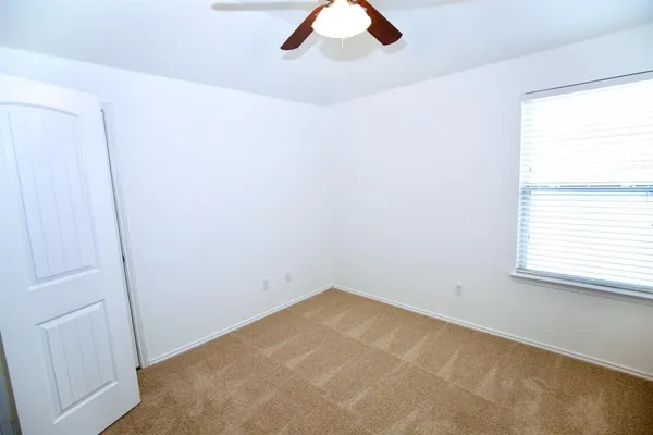 $2,200 | 264 Vermillion Marble Trail, Buda, TX 78610