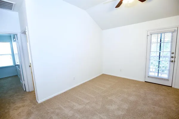 $2,200 | 264 Vermillion Marble Trail, Buda, TX 78610