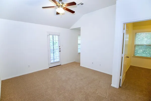 $2,200 | 264 Vermillion Marble Trail, Buda, TX 78610
