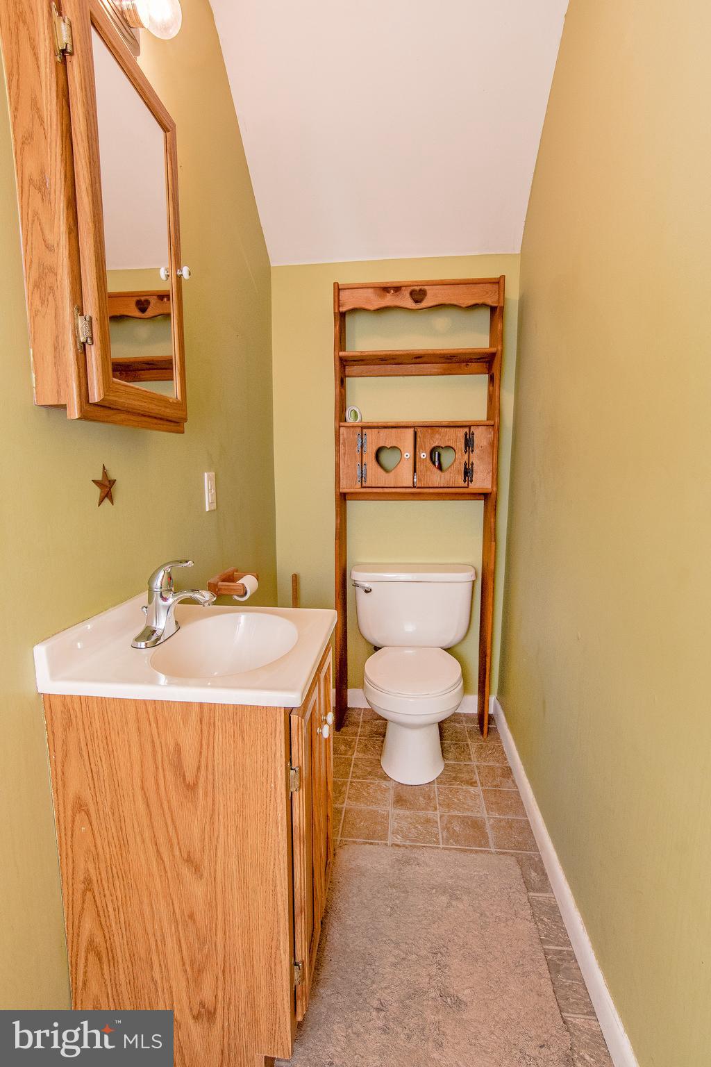 8452 Sharptown Road Laurel, DE 19956 - Photo 20 of 51 Half bath - first level