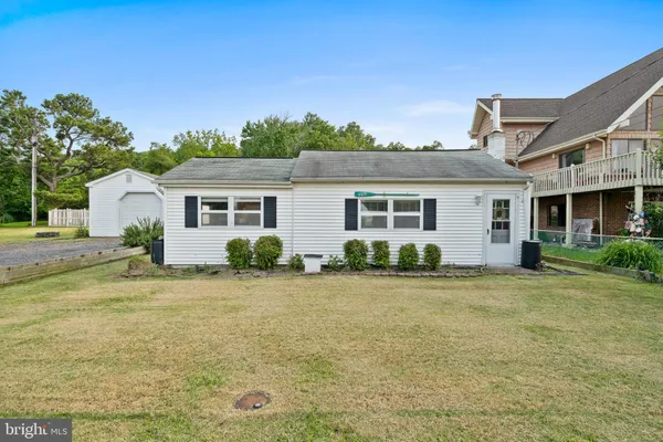 $2,300 | 6591 Long Beach Drive, St. Leonard, MD 20685