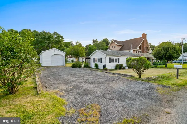 $2,300 | 6591 Long Beach Drive, St. Leonard, MD 20685