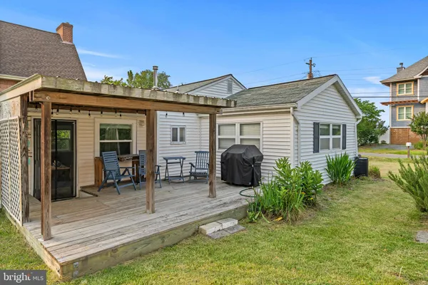 $2,300 | 6591 Long Beach Drive, St. Leonard, MD 20685