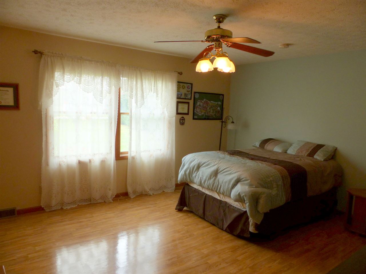 29111 Quinn Road North Liberty, IN 46554 - Photo 11 of 30 Gallery Image 11