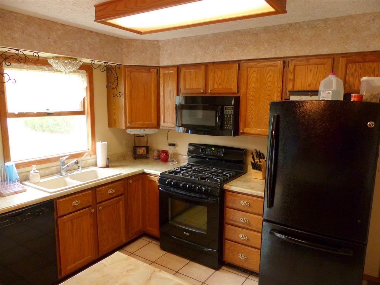 29111 Quinn Road North Liberty, IN 46554 - Photo 3 of 30 Gallery Image 3