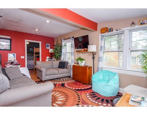79 Blackmore Pond Road Wareham, MA 02576 - Photo 4 of 18 Gallery Image 4