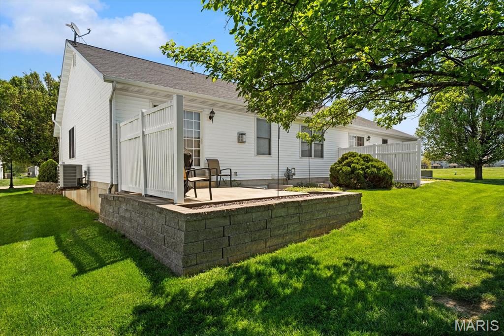 105 Megan Court Valmeyer, IL 62295 - Photo 4 of 11