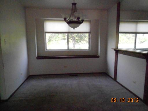 8 Wedgewood Road Matteson, IL 60443 - Photo 3 of 14