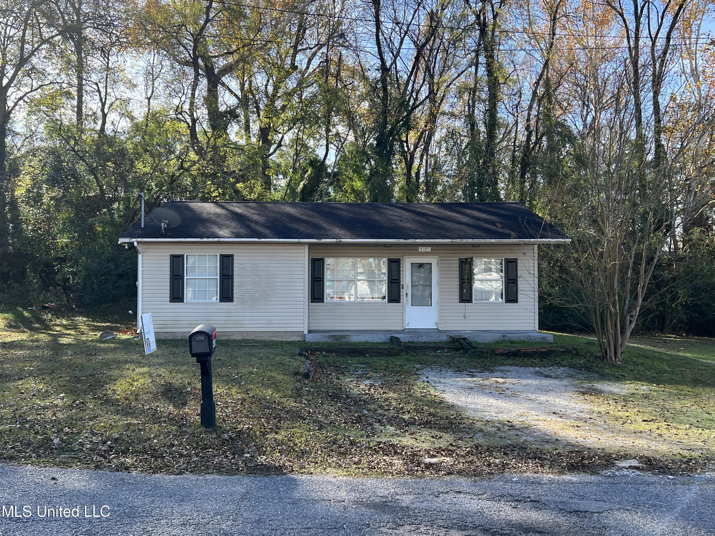 4101 9th Street Meridian, MS 39307 - Photo 1 of 11 IMG_8282