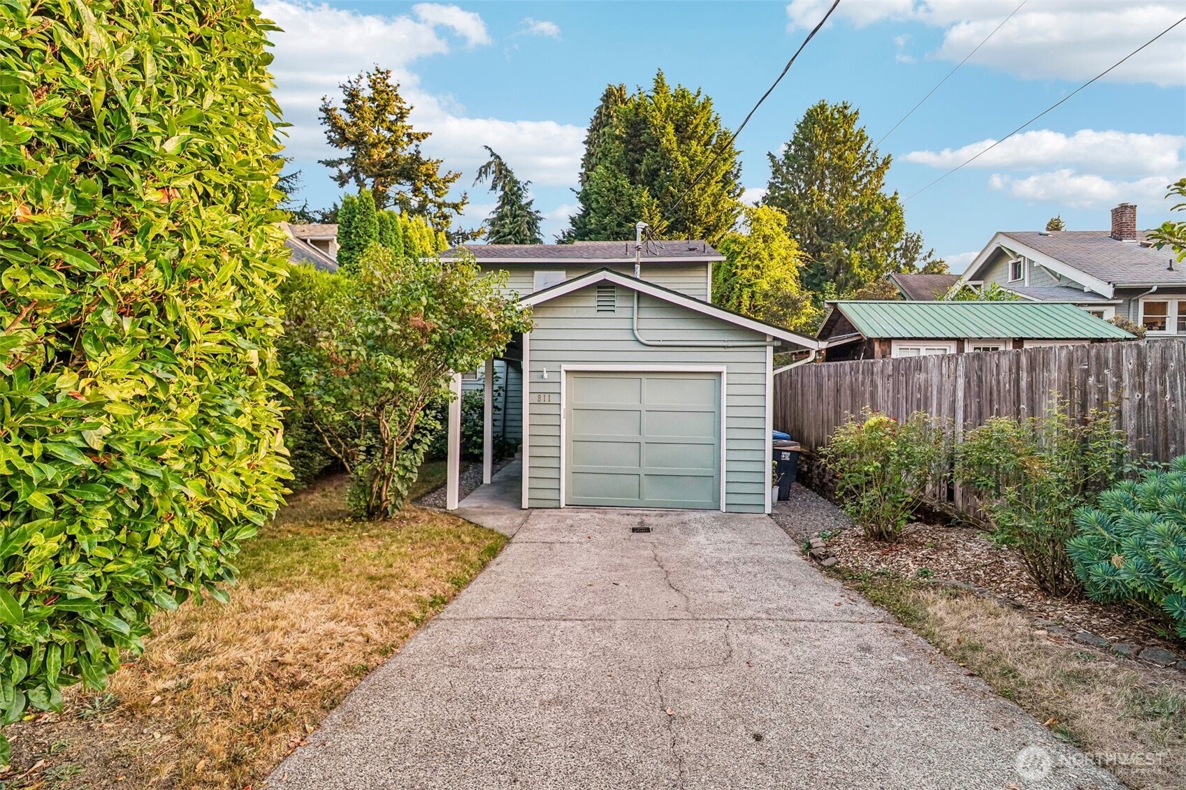 811 Northeast 57th Street Seattle, WA 98105 - Photo 35 of 37 Gallery Image 35