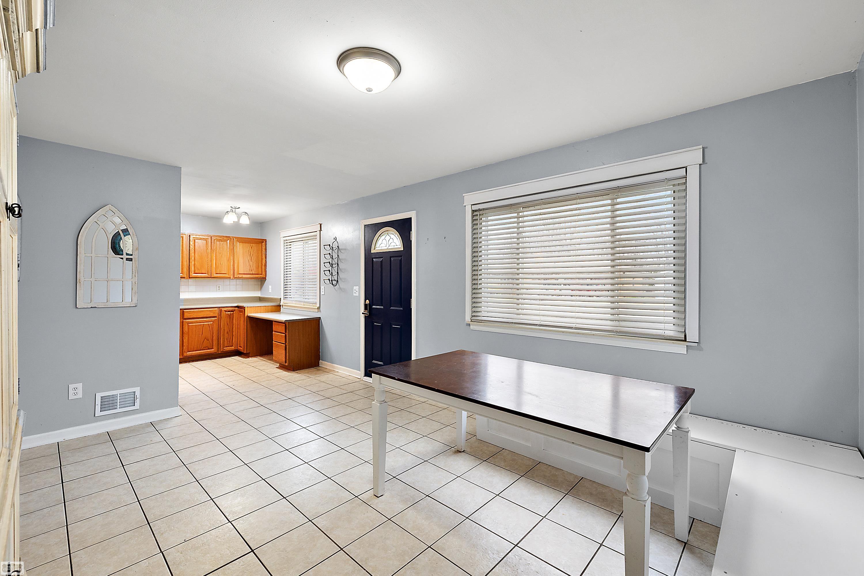 26082 Clear Street Harrison, MI 48045 - Photo 7 of 43
