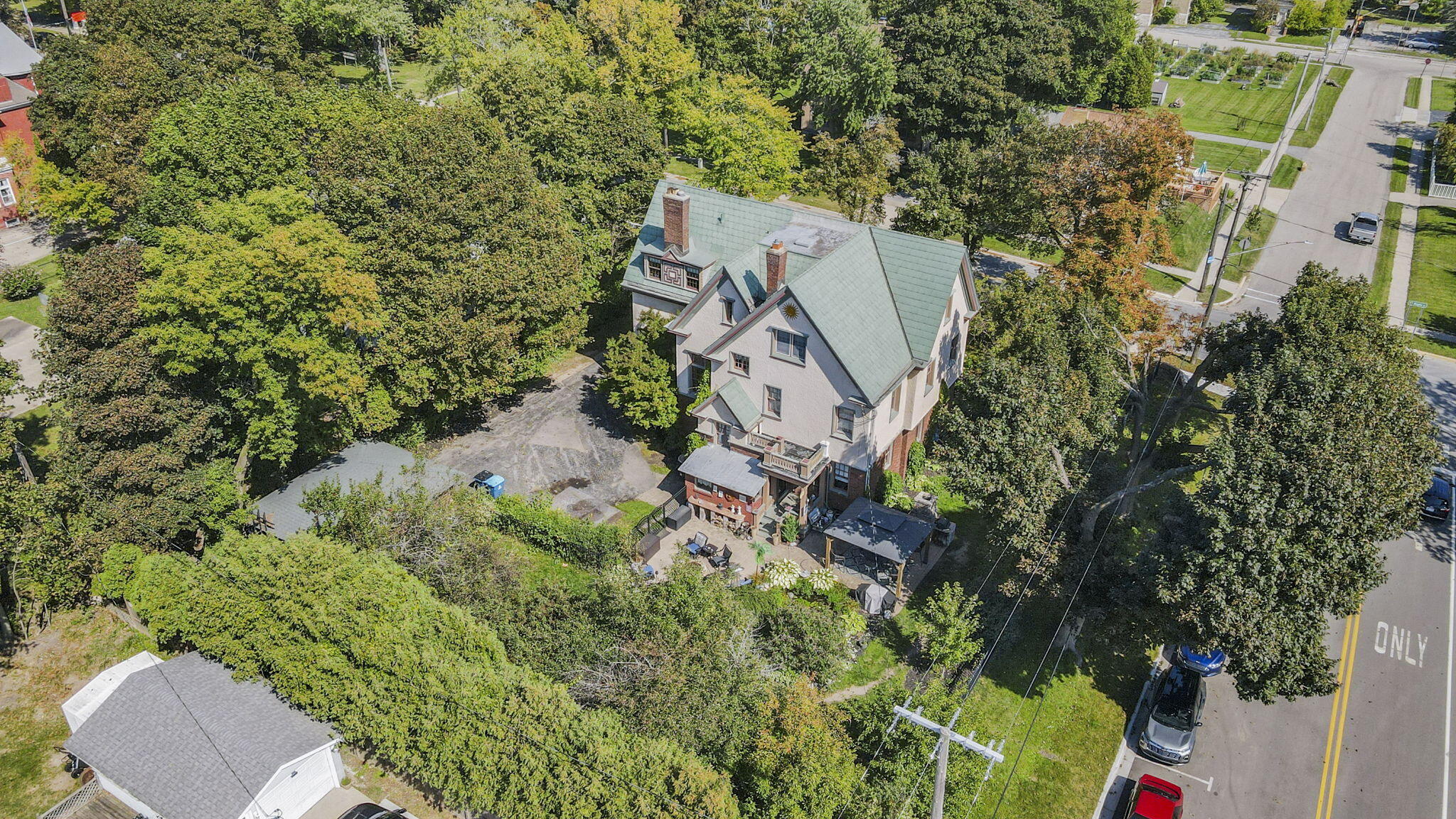 516 Maple Street Manistee, MI 49660 - Photo 109 of 111 10-web-or-mls-DJI_0025