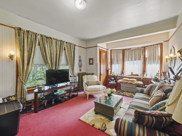 $675,000 | 516 Maple Street, Manistee, MI 49660