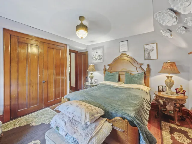 $675,000 | 516 Maple Street, Manistee, MI 49660