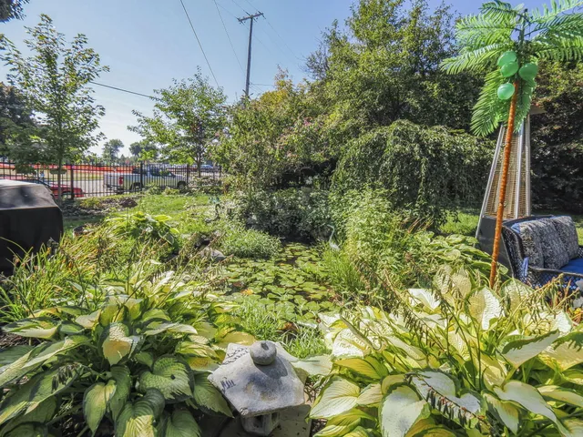 $675,000 | 516 Maple Street, Manistee, MI 49660