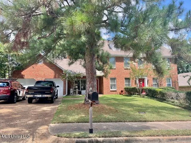 $329,900 | 86 North Crownpointe Drive, Jackson, MS 39211