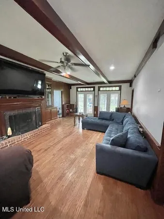 $314,900 | 86 North Crownpointe Drive, Jackson, MS 39211