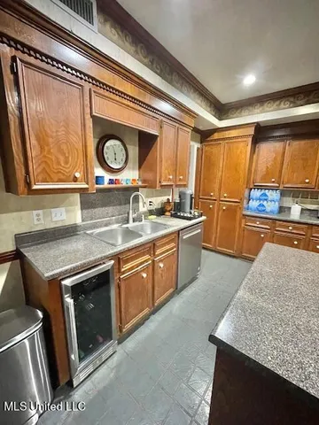 $329,900 | 86 North Crownpointe Drive, Jackson, MS 39211