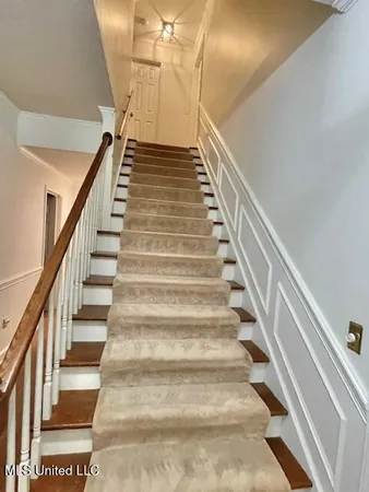 $314,900 | 86 North Crownpointe Drive, Jackson, MS 39211