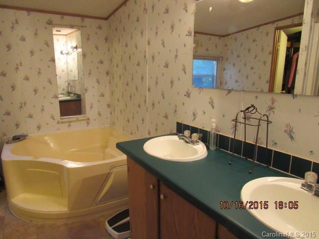 435 Hall Spencer Road Catawba, SC 29704 - Photo 13 of 19
