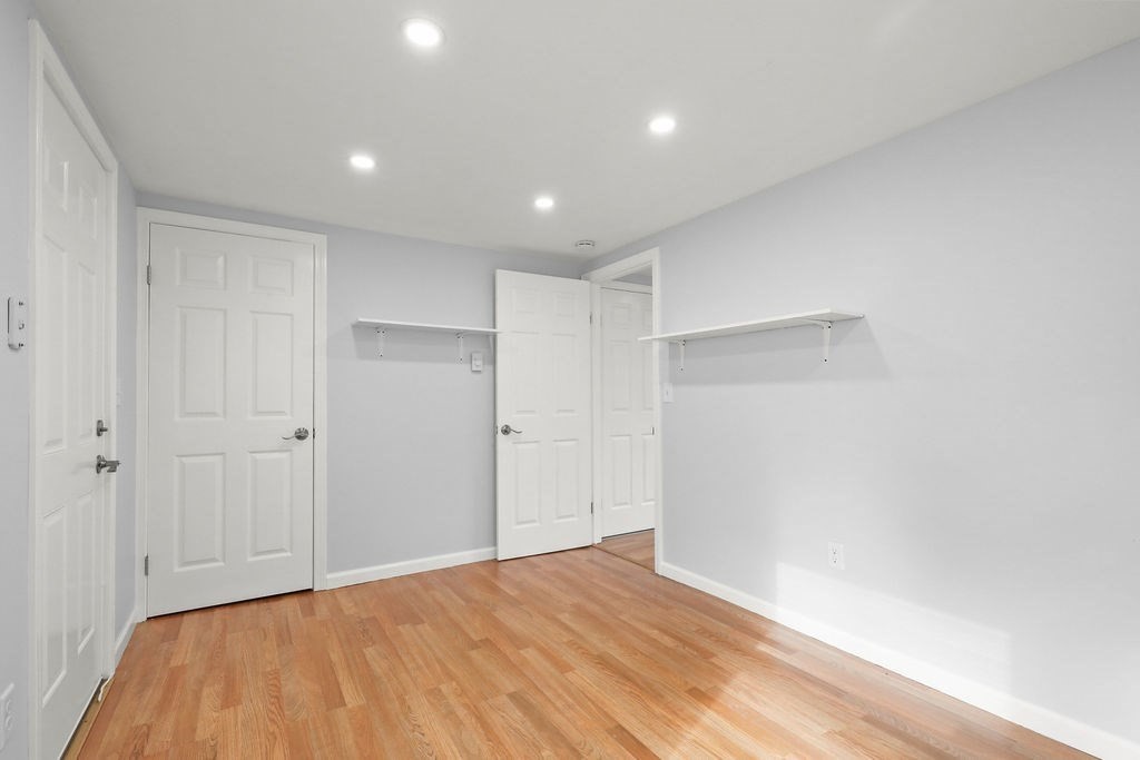 2705 State Highway Eastham, MA 02642 - Photo 13 of 42 a view of empty room