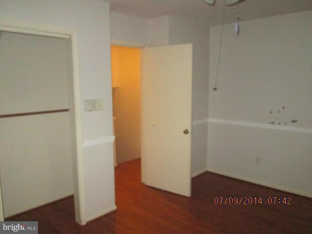 5833 Rexford Drive, Unit 715 Springfield, VA 22152 - Photo 6 of 9 Bedroom