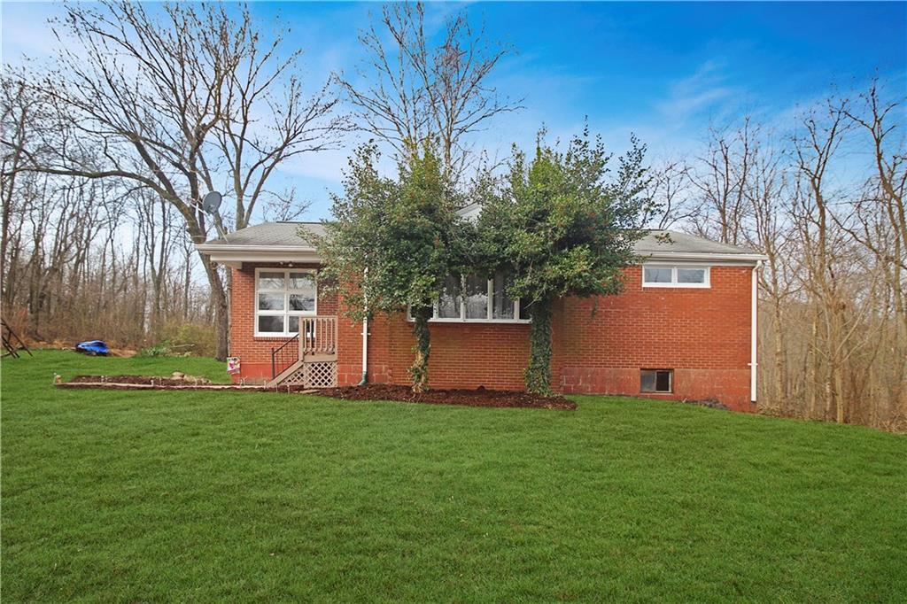 1194 Gringo Clinton Road Aliquippa, PA 15001 - Photo 11 of 14 Gallery Image 11