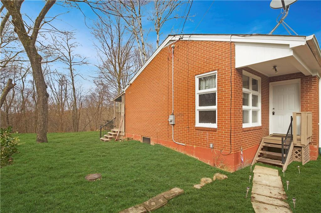 1194 Gringo Clinton Road Aliquippa, PA 15001 - Photo 10 of 14 Gallery Image 10