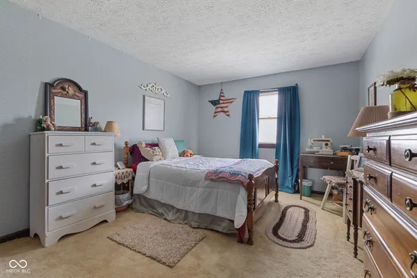 $499,900 | 2367 East 400th Street North, Whiteland, IN 46184