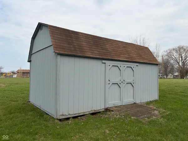 $499,900 | 2367 East 400th Street North, Whiteland, IN 46184