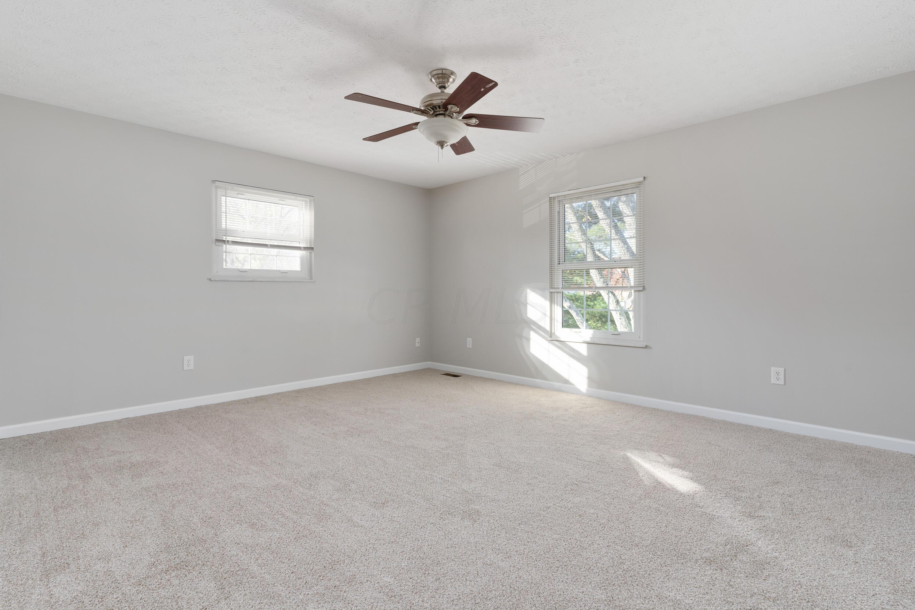 255 Broken Arrow Road Columbus, OH 43230 - Photo 20 of 40 Owner's Bedroom