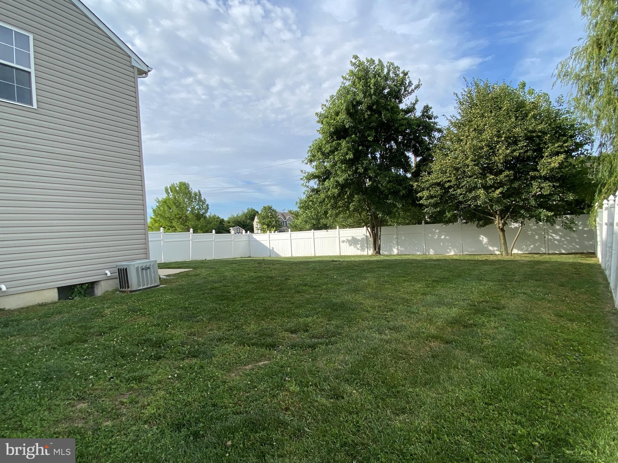 437 Worchester Drive Dover, DE 19904 - Photo 21 of 23 View From Front Side Yard